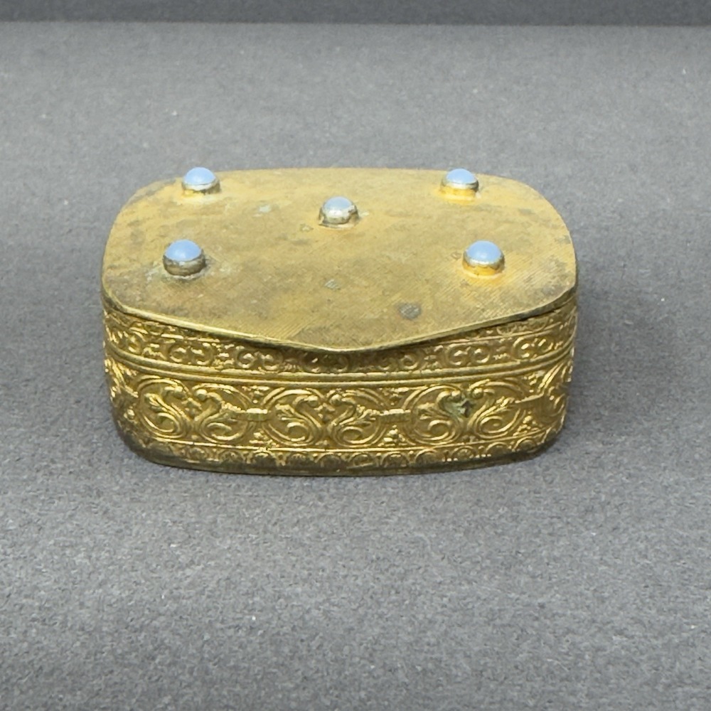 Vintage Jeweled Gold Tone Pill Box Trinket Snap Case 1.75"